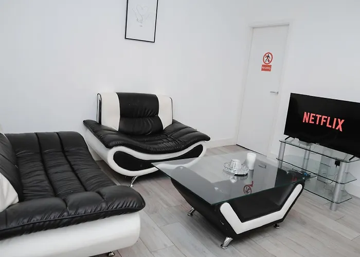 Cosy Ensuite Bedroom I 5Min Walk From Bramall Lane Stadium