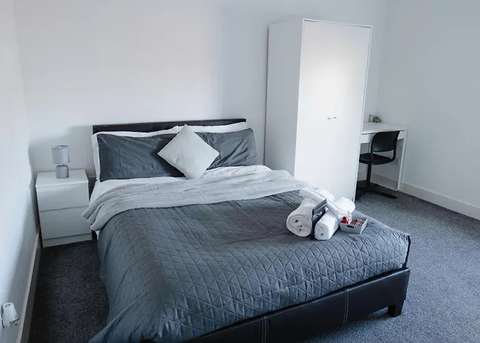 Cosy Ensuite Bedroom I 5Min Walk From Bramall Lane Stadium